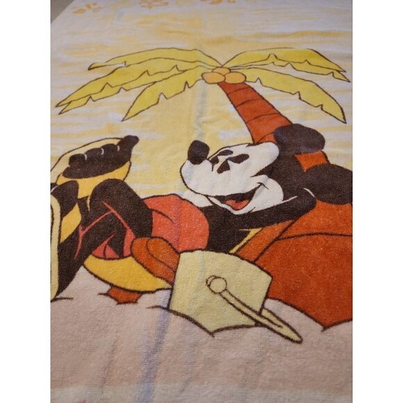 Disney Direct Mickey Mouse “Aloha Mickey" Beach Swim Towel 30”X 56” Terry Cloth - Picture 3 of 3